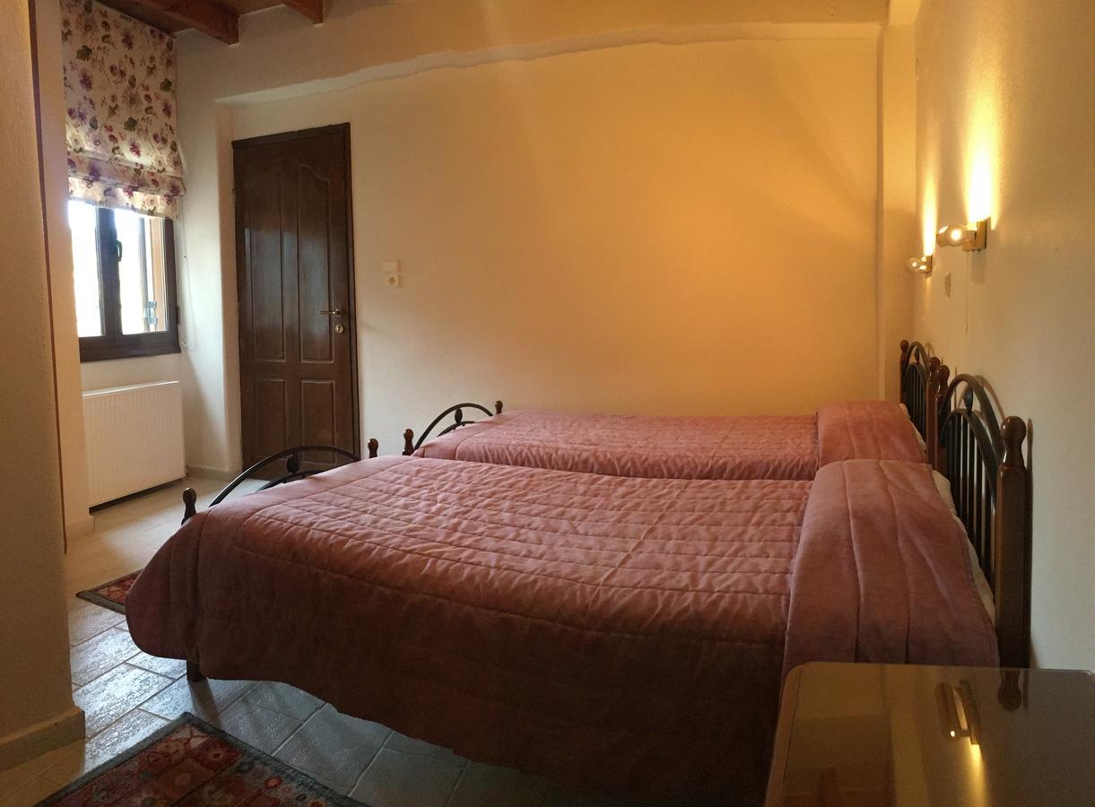 Xenonas Vasilikou Hotel Valtesziníko Kültér fotó
